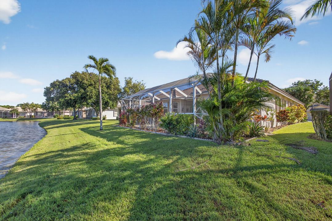 合同活跃: $597,000 (3 贝兹, 3 浴室, 2549 平方英尺)