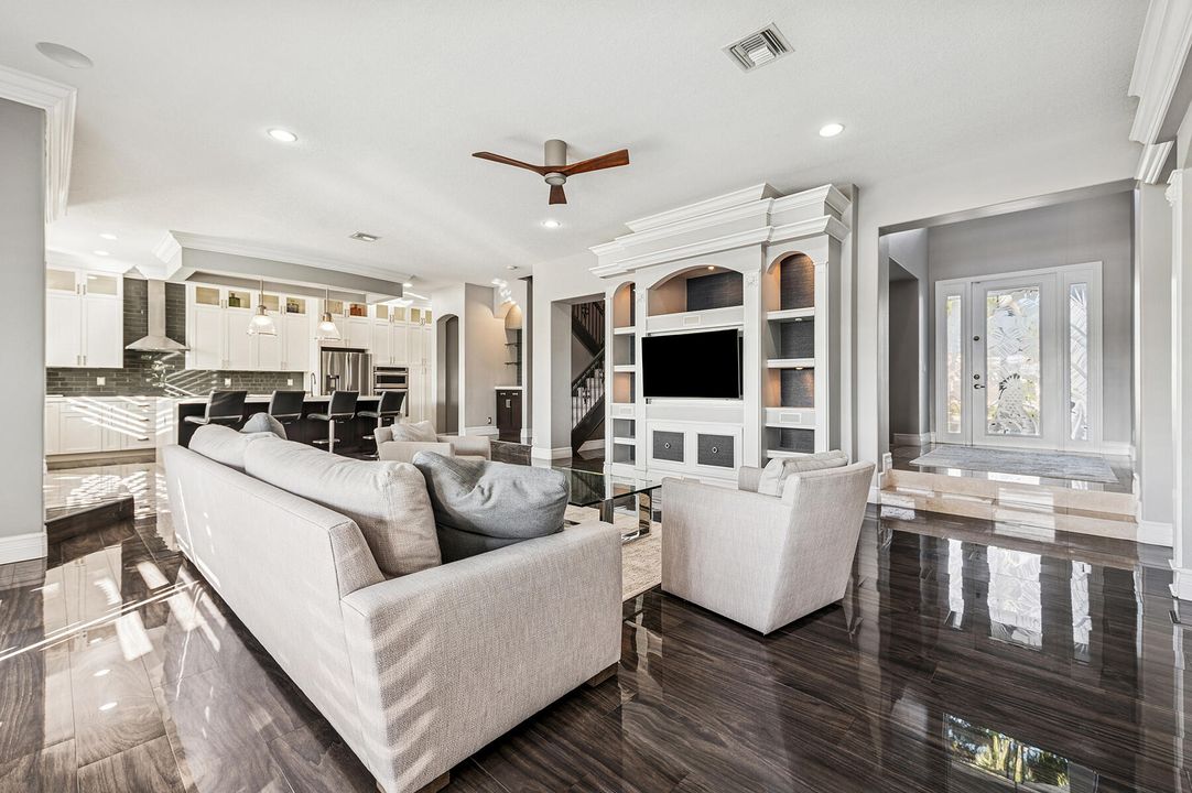 待售: $1,299,999 (5 贝兹, 3 浴室, 3788 平方英尺)