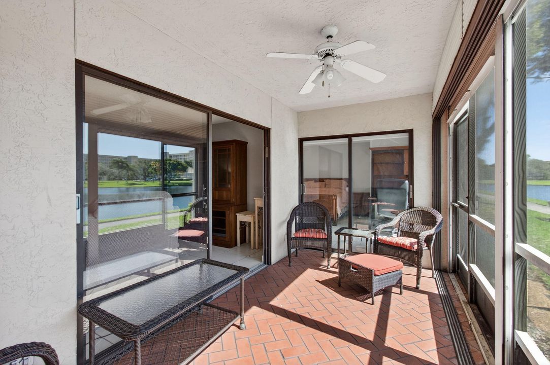 For Rent: $2,000 (2 beds, 2 baths, 1220 Square Feet)