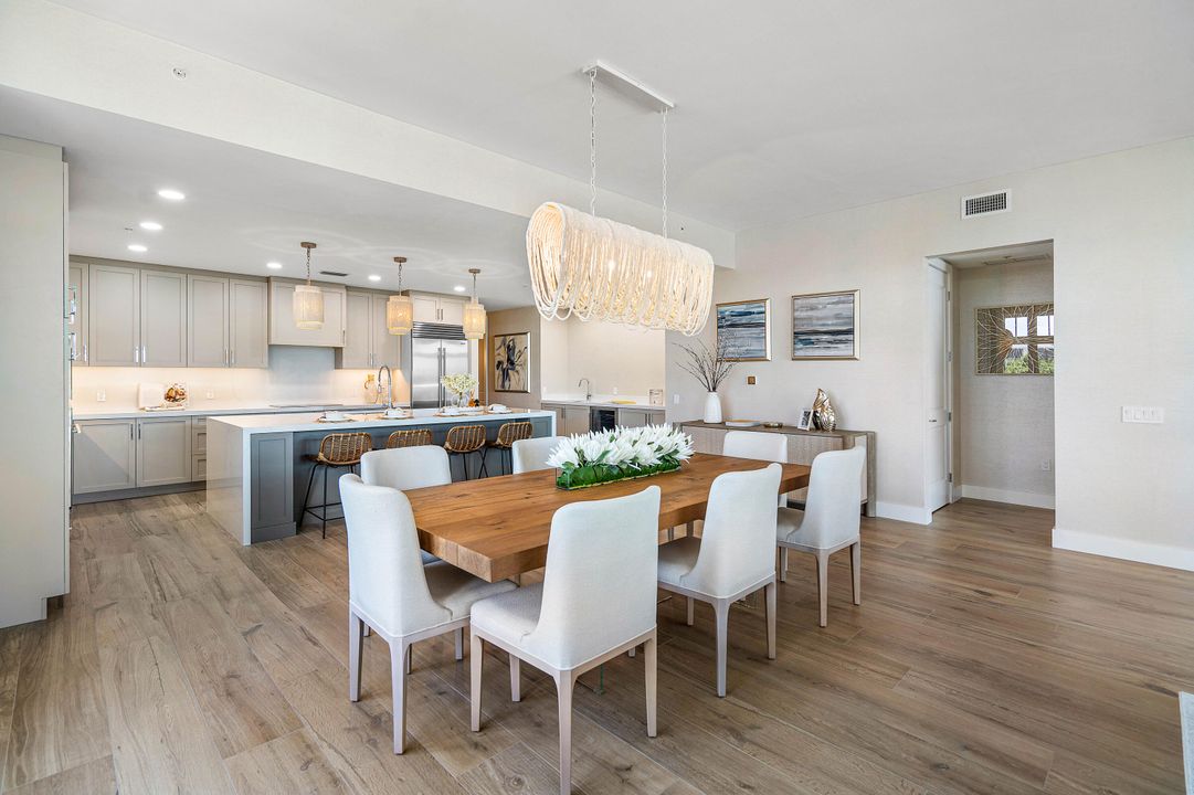 En Venta: $2,800,000 (3 camas, 3 baños, 2605 Pies cuadrados)