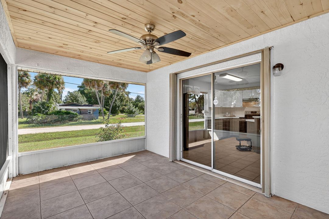 Active With Contract: $289,900 (3 beds, 2 baths, 1355 Square Feet)