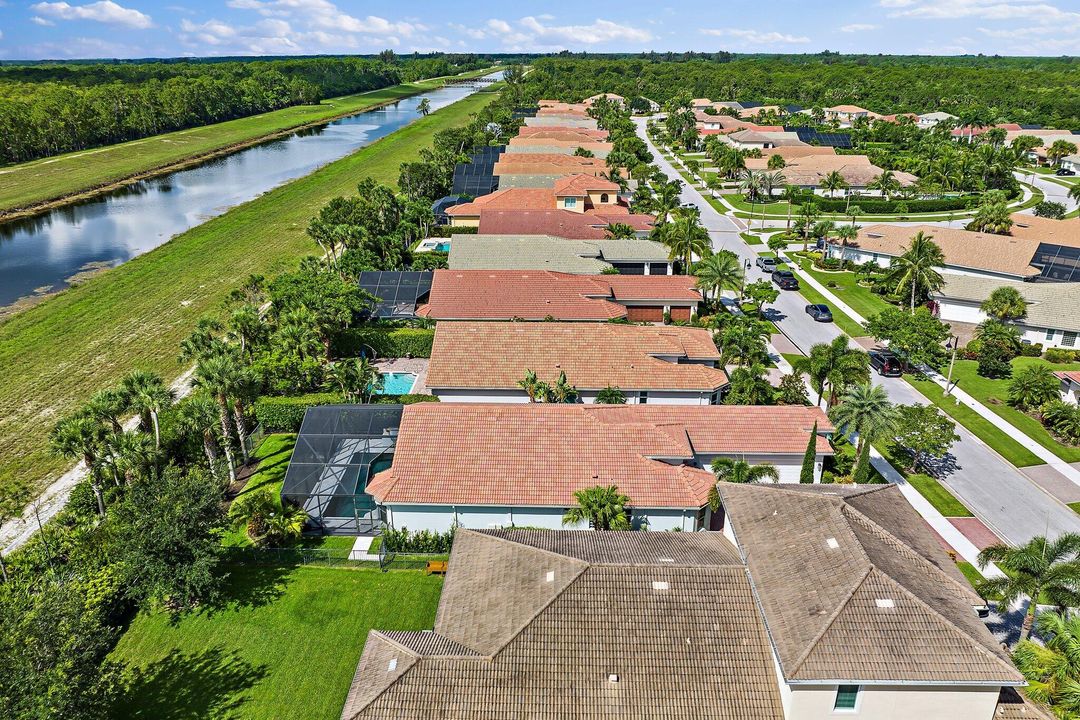 En Venta: $1,775,000 (3 camas, 2 baños, 2621 Pies cuadrados)