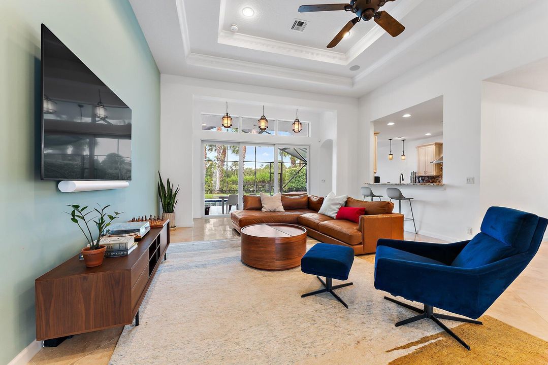 En Venta: $1,775,000 (3 camas, 2 baños, 2621 Pies cuadrados)