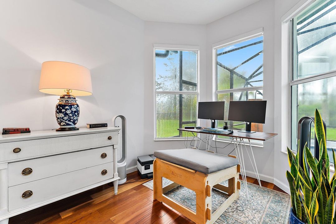 En Venta: $1,775,000 (3 camas, 2 baños, 2621 Pies cuadrados)