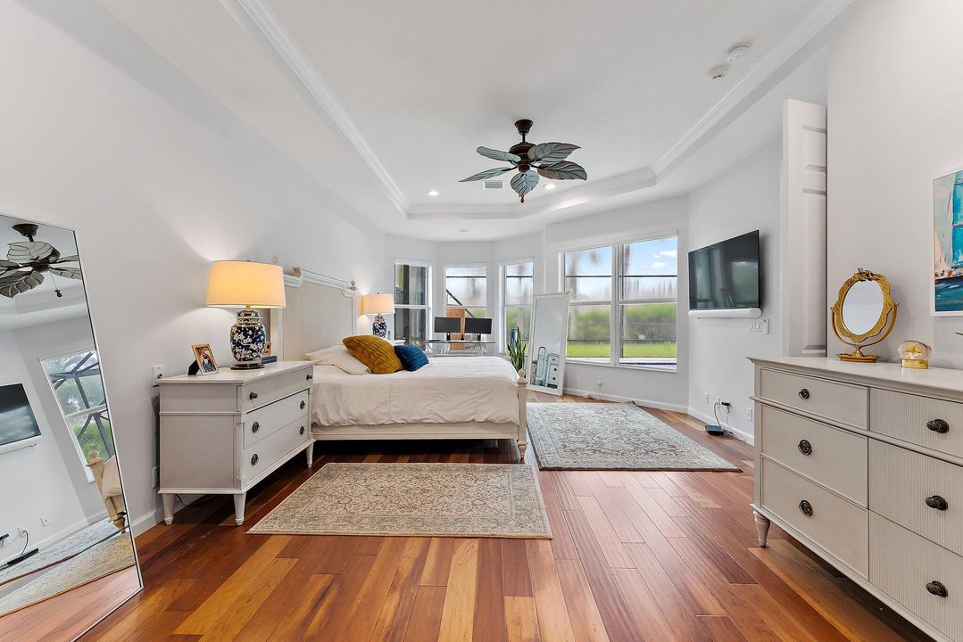 En Venta: $1,775,000 (3 camas, 2 baños, 2621 Pies cuadrados)