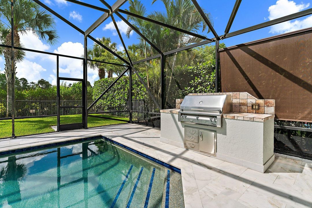 En Venta: $1,775,000 (3 camas, 2 baños, 2621 Pies cuadrados)