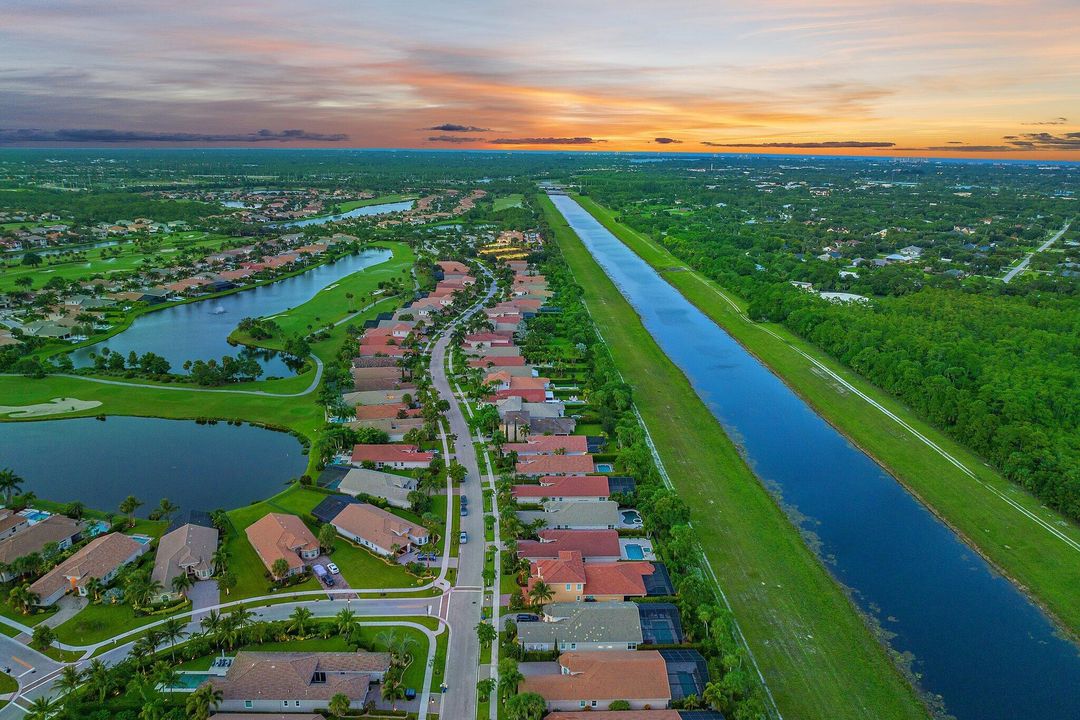 En Venta: $1,775,000 (3 camas, 2 baños, 2621 Pies cuadrados)