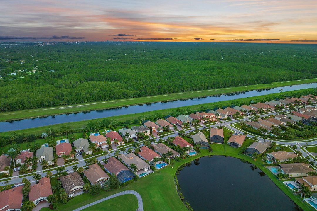 En Venta: $1,775,000 (3 camas, 2 baños, 2621 Pies cuadrados)