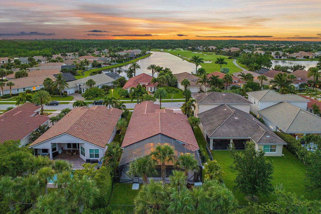 En Venta: $1,775,000 (3 camas, 2 baños, 2621 Pies cuadrados)