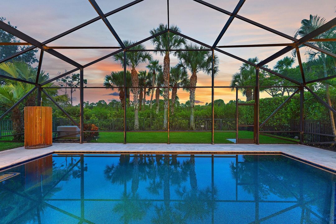 En Venta: $1,775,000 (3 camas, 2 baños, 2621 Pies cuadrados)