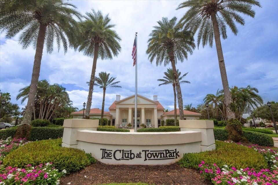 For Sale: $530,000 (4 beds, 3 baths, 2386 Square Feet)