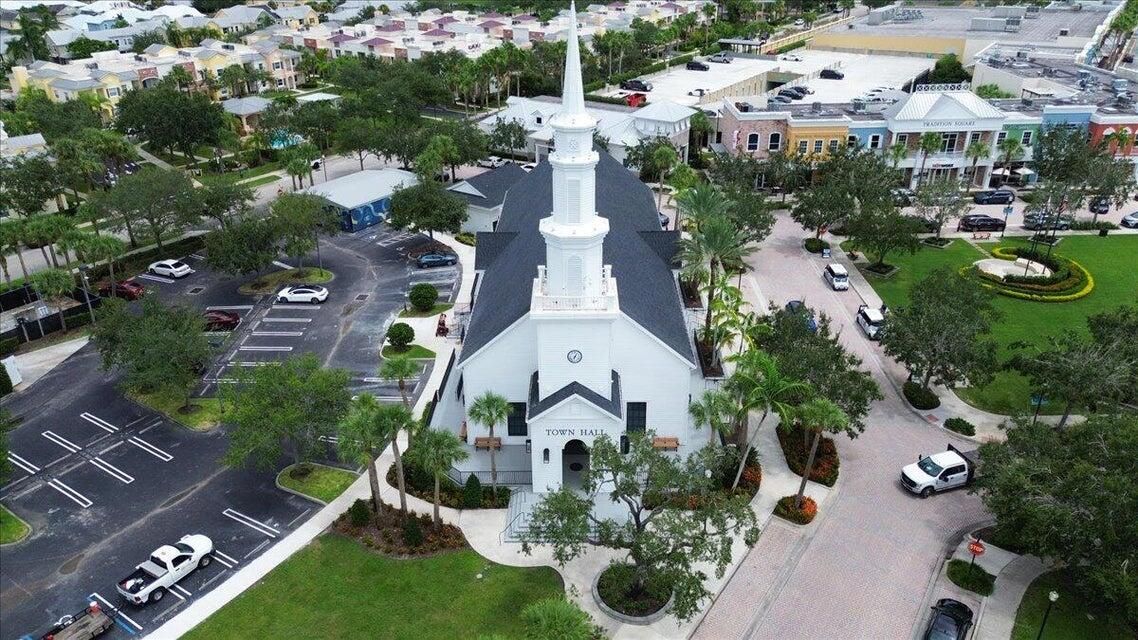 For Sale: $530,000 (4 beds, 3 baths, 2386 Square Feet)