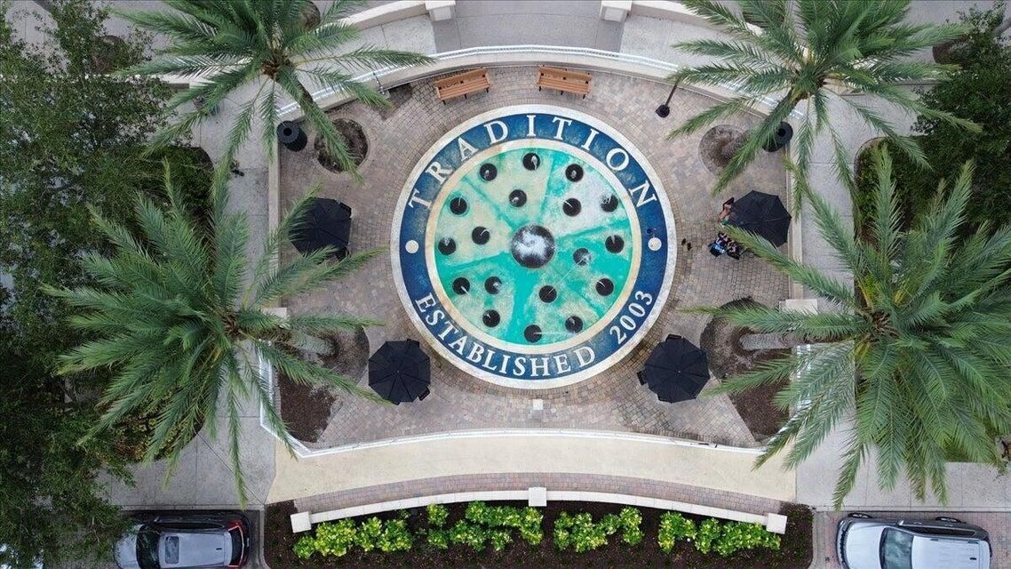 For Sale: $530,000 (4 beds, 3 baths, 2386 Square Feet)