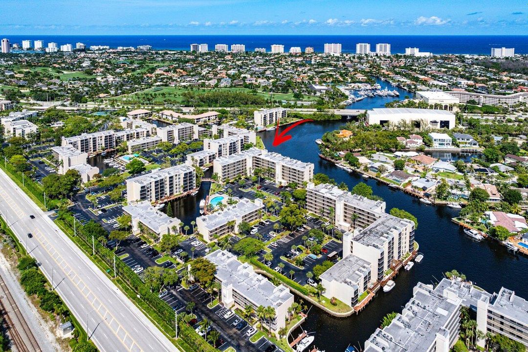 待售: $529,000 (2 贝兹, 2 浴室, 1095 平方英尺)