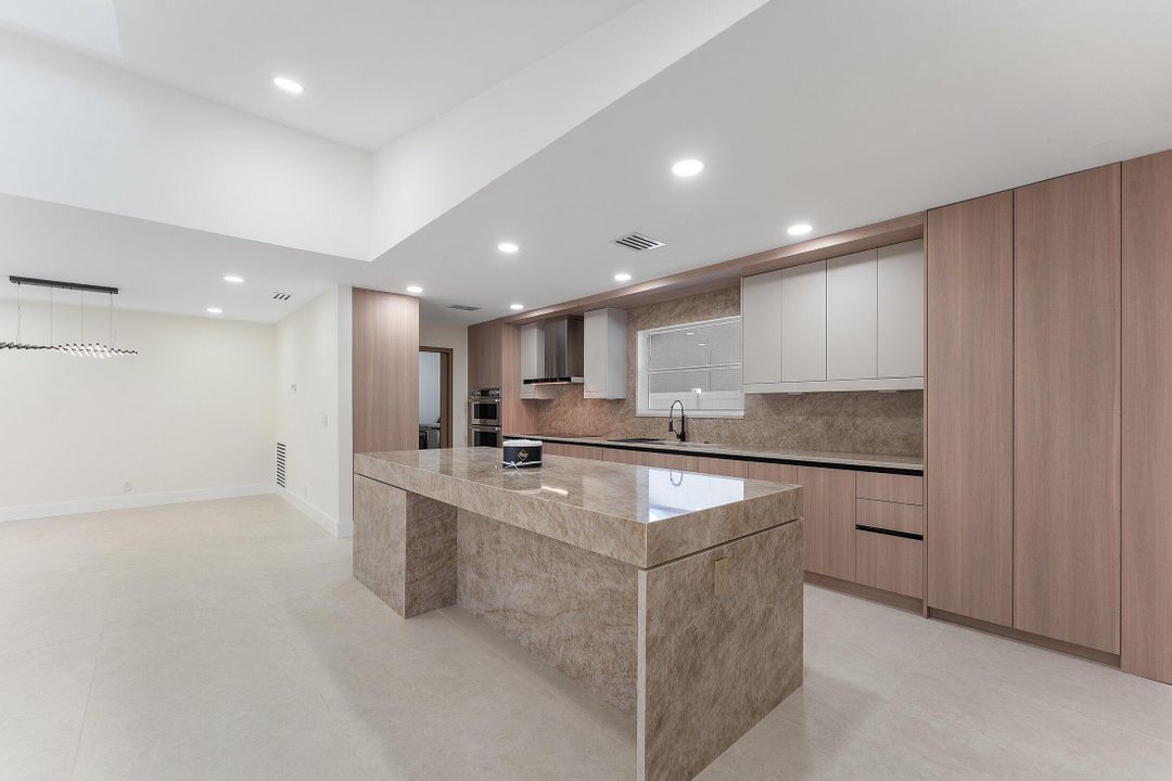 For Sale: $1,399,000 (4 beds, 2 baths, 2077 Square Feet)