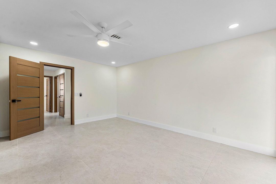 For Sale: $1,399,000 (4 beds, 2 baths, 2077 Square Feet)