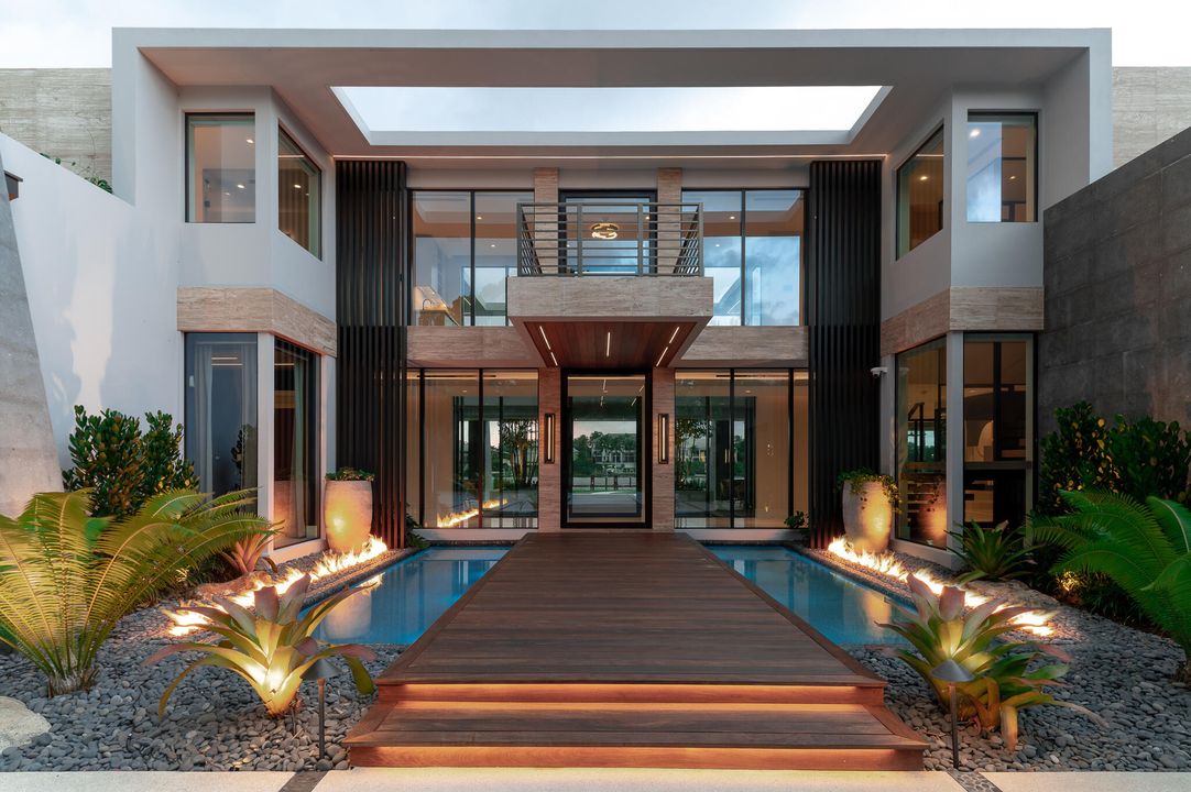 For Sale: $50,000,000 (5 beds, 7 baths, 9000 Square Feet)