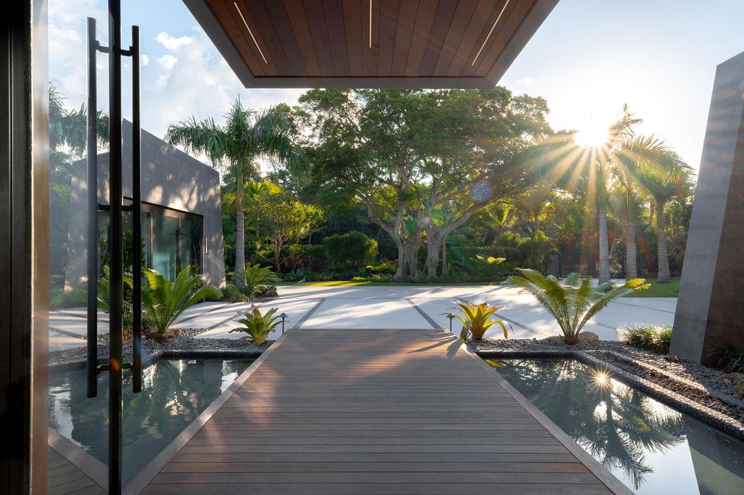 For Sale: $50,000,000 (5 beds, 7 baths, 9000 Square Feet)