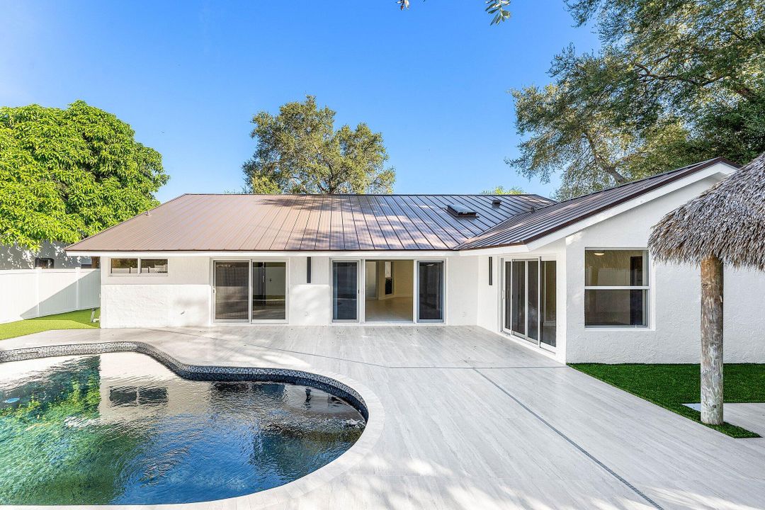 For Sale: $1,399,000 (4 beds, 2 baths, 2077 Square Feet)