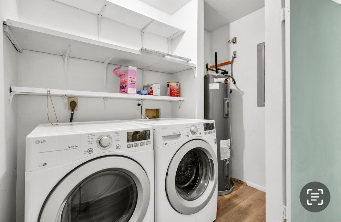 Activo con contrato: $558,000 (4 camas, 3 baños, 1669 Pies cuadrados)