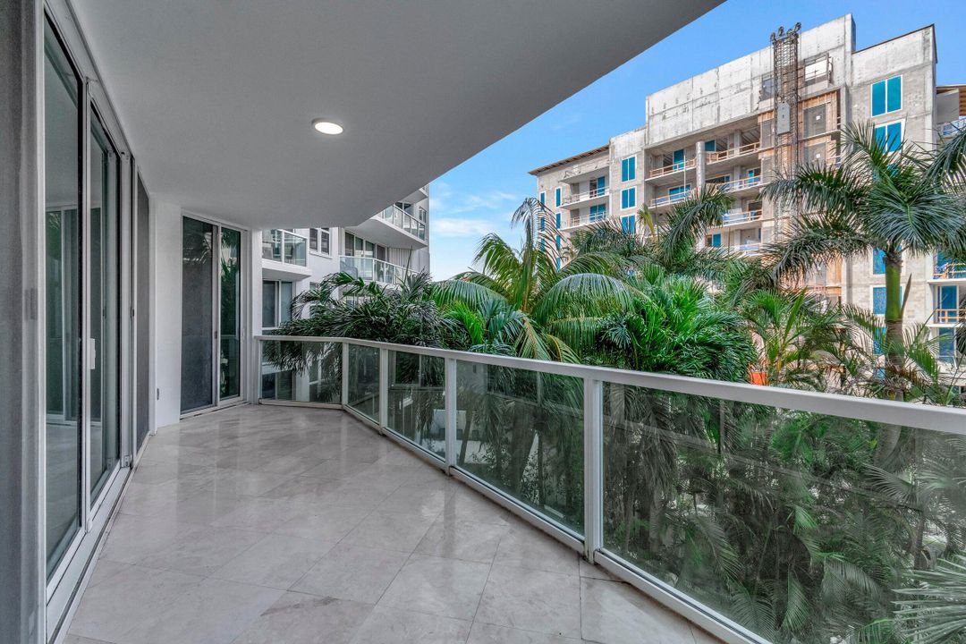 Active With Contract: $7,000 (2 beds, 2 baths, 2005 Square Feet)