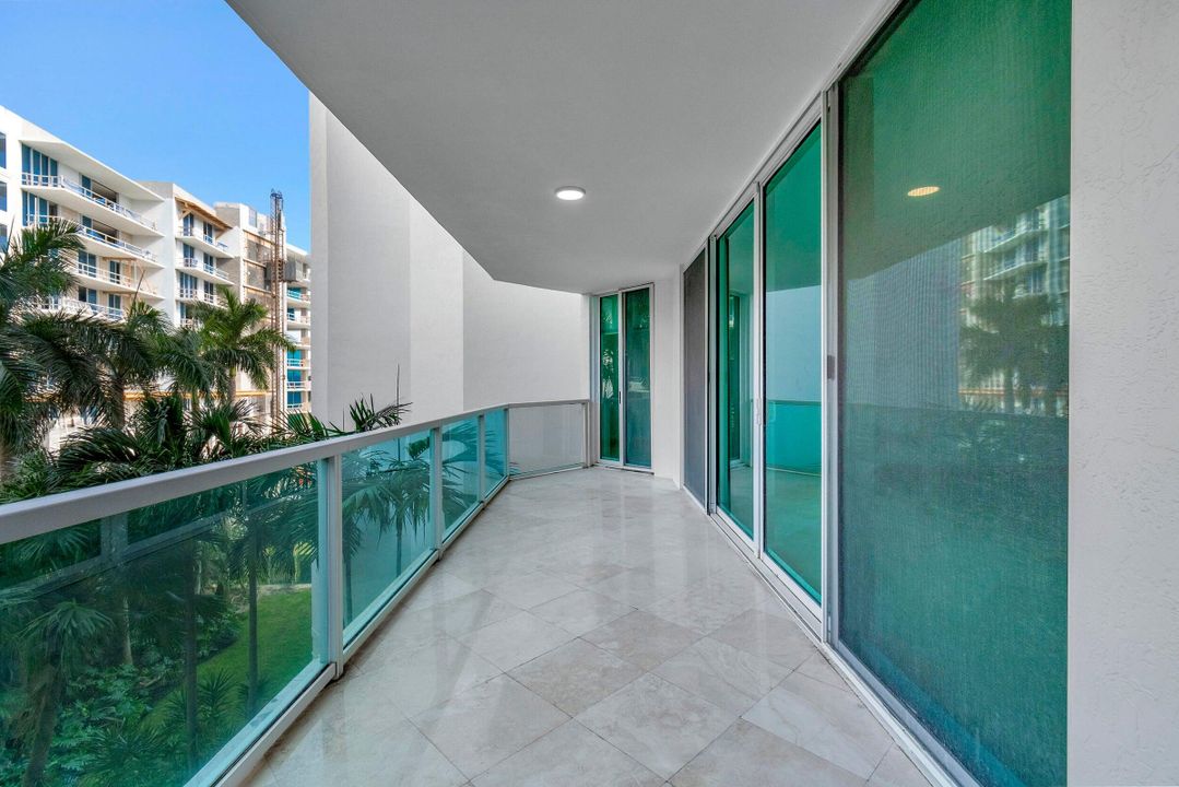 Active With Contract: $7,000 (2 beds, 2 baths, 2005 Square Feet)