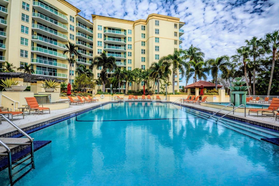 Active With Contract: $7,000 (2 beds, 2 baths, 2005 Square Feet)