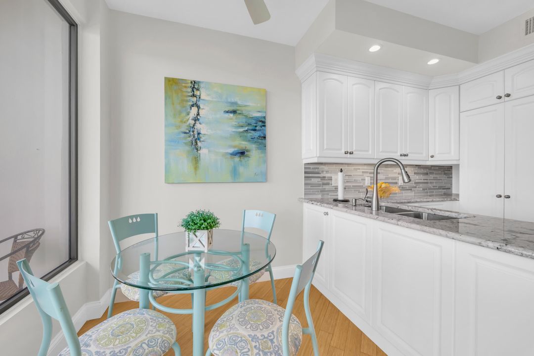 Под контрактом: $695,000 (2 спален, 2 ванн, 1463 Квадратных фут)