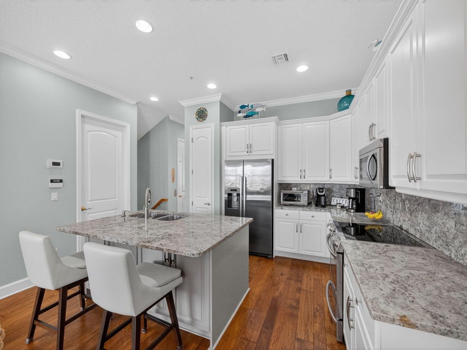 На продажу: $669,000 (3 спален, 3 ванн, 2171 Квадратных фут)