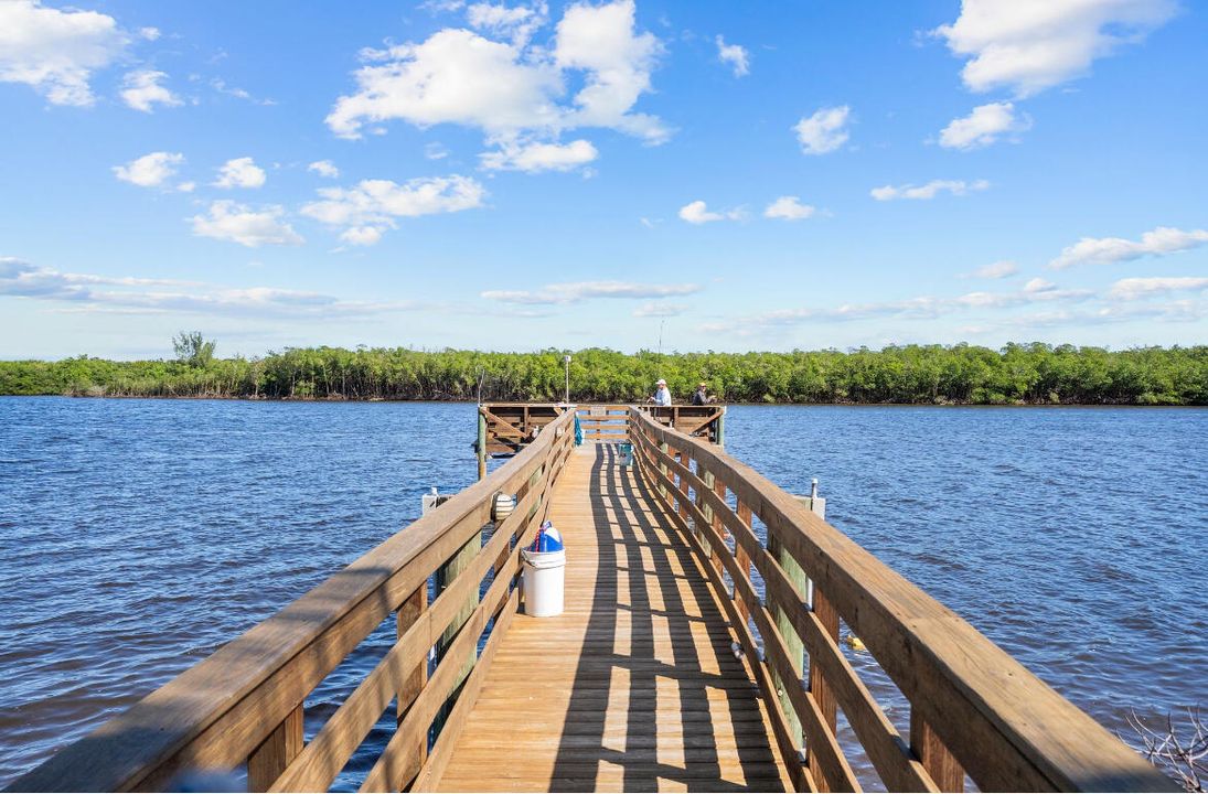 Activo con contrato: $558,000 (4 camas, 3 baños, 1669 Pies cuadrados)