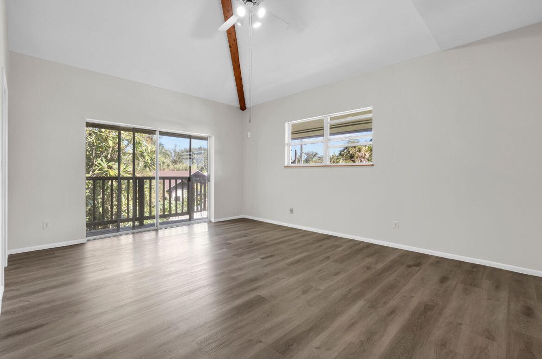 Activo con contrato: $558,000 (4 camas, 3 baños, 1669 Pies cuadrados)