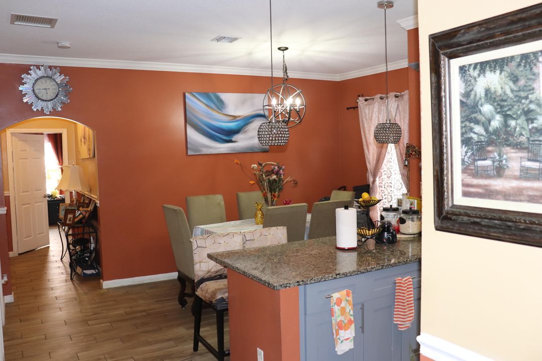 Recently Sold: $404,500 (3 beds, 2 baths, 1504 Square Feet)