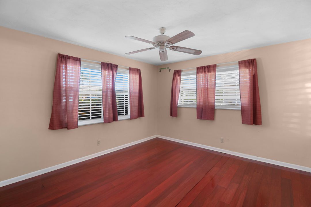 For Sale: $559,000 (4 beds, 3 baths, 2286 Square Feet)