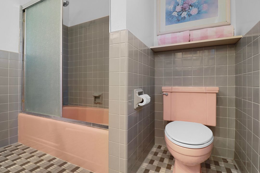 For Sale: $559,000 (4 beds, 3 baths, 2286 Square Feet)