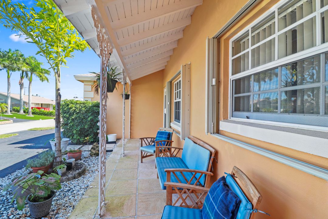 For Sale: $559,000 (4 beds, 3 baths, 2286 Square Feet)