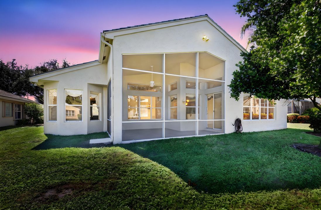 For Sale: $875,000 (3 beds, 2 baths, 2554 Square Feet)