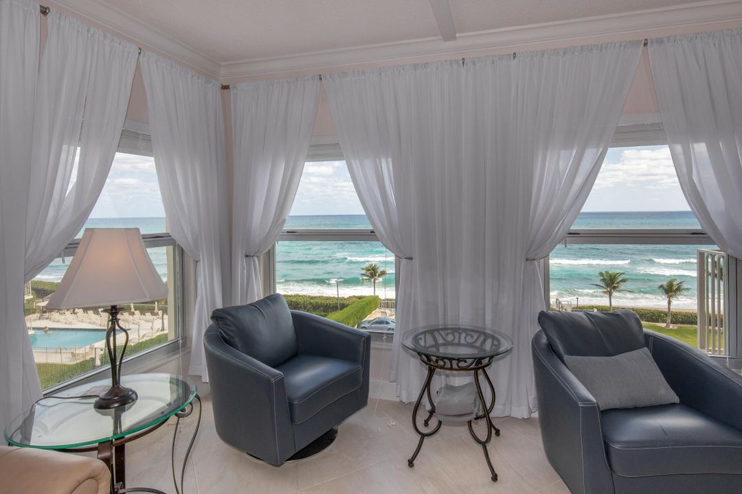 For Sale: $850,000 (2 beds, 2 baths, 1176 Square Feet)