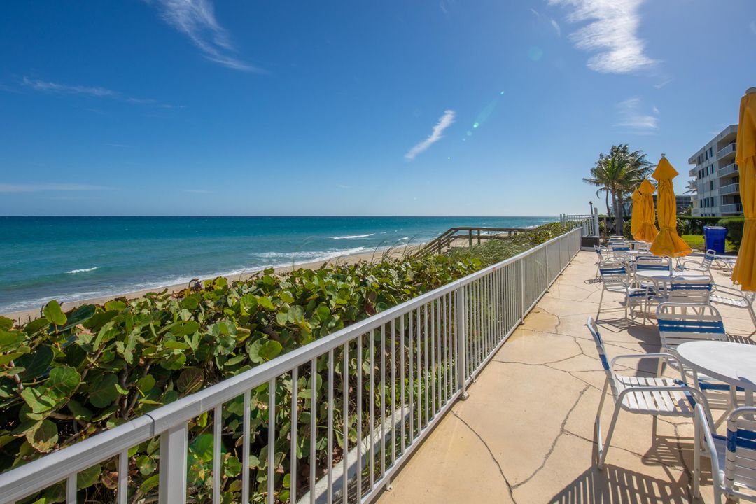 For Sale: $850,000 (2 beds, 2 baths, 1176 Square Feet)