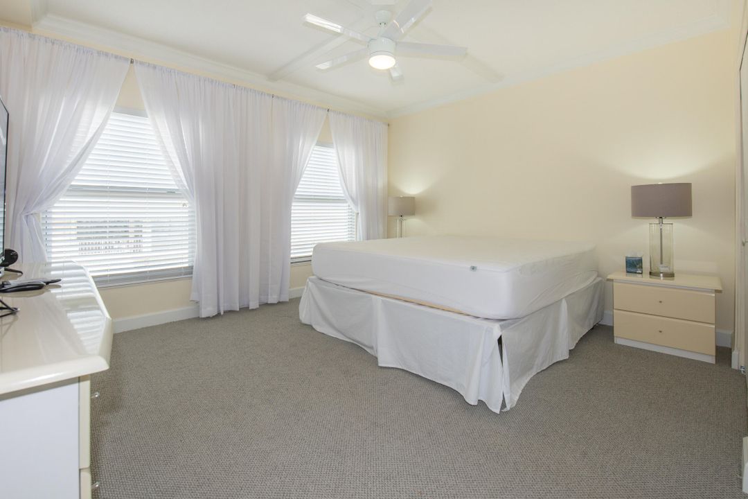 For Sale: $850,000 (2 beds, 2 baths, 1176 Square Feet)