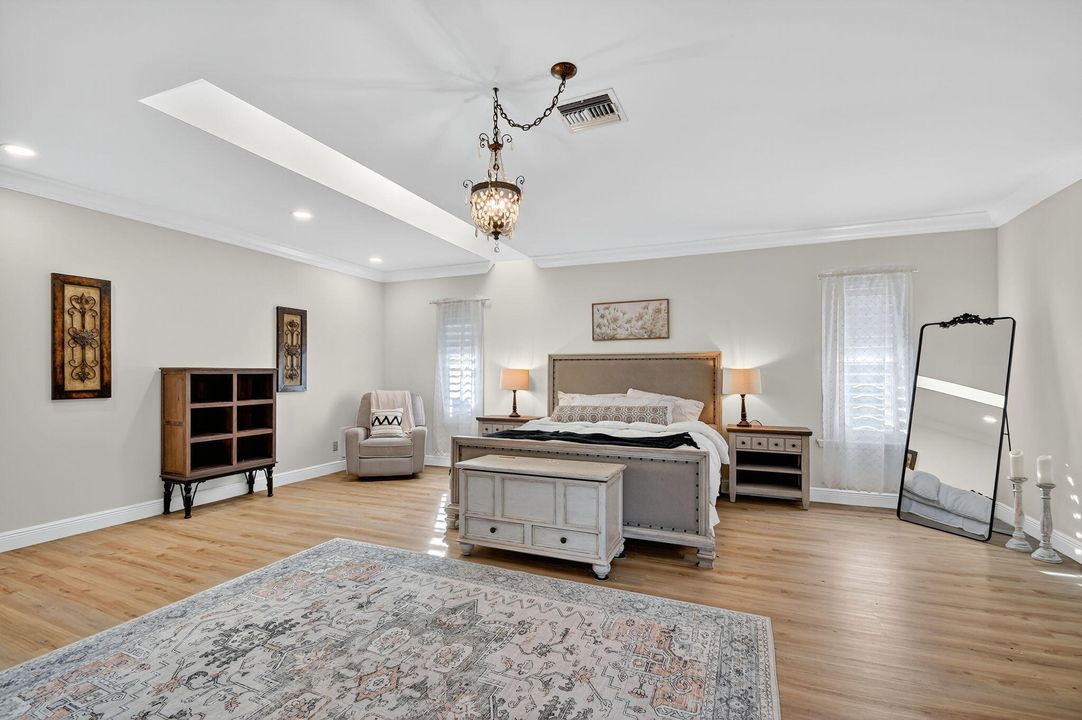 For Rent: $12,500 (4 beds, 4 baths, 4178 Square Feet)