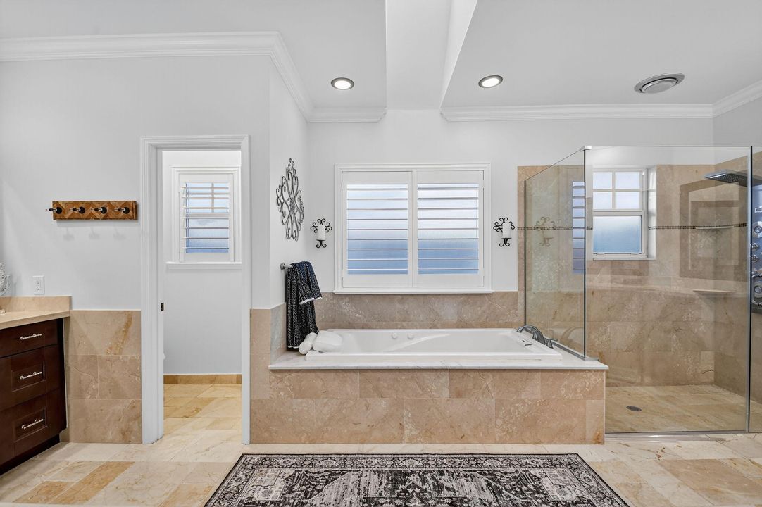 For Rent: $12,500 (4 beds, 4 baths, 4178 Square Feet)