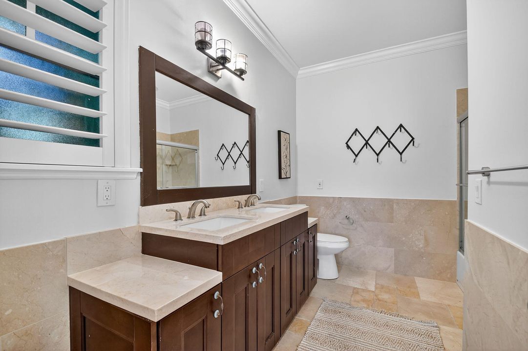 For Rent: $12,500 (4 beds, 4 baths, 4178 Square Feet)