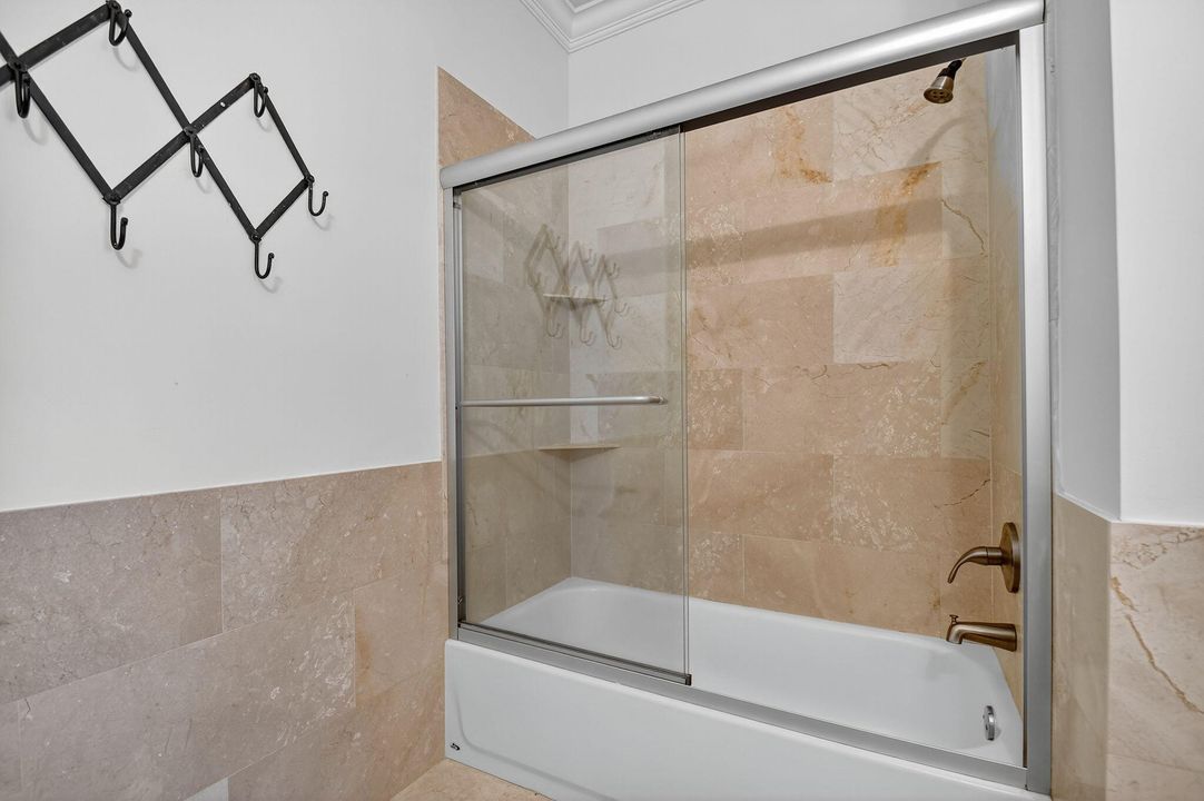 For Rent: $12,500 (4 beds, 4 baths, 4178 Square Feet)