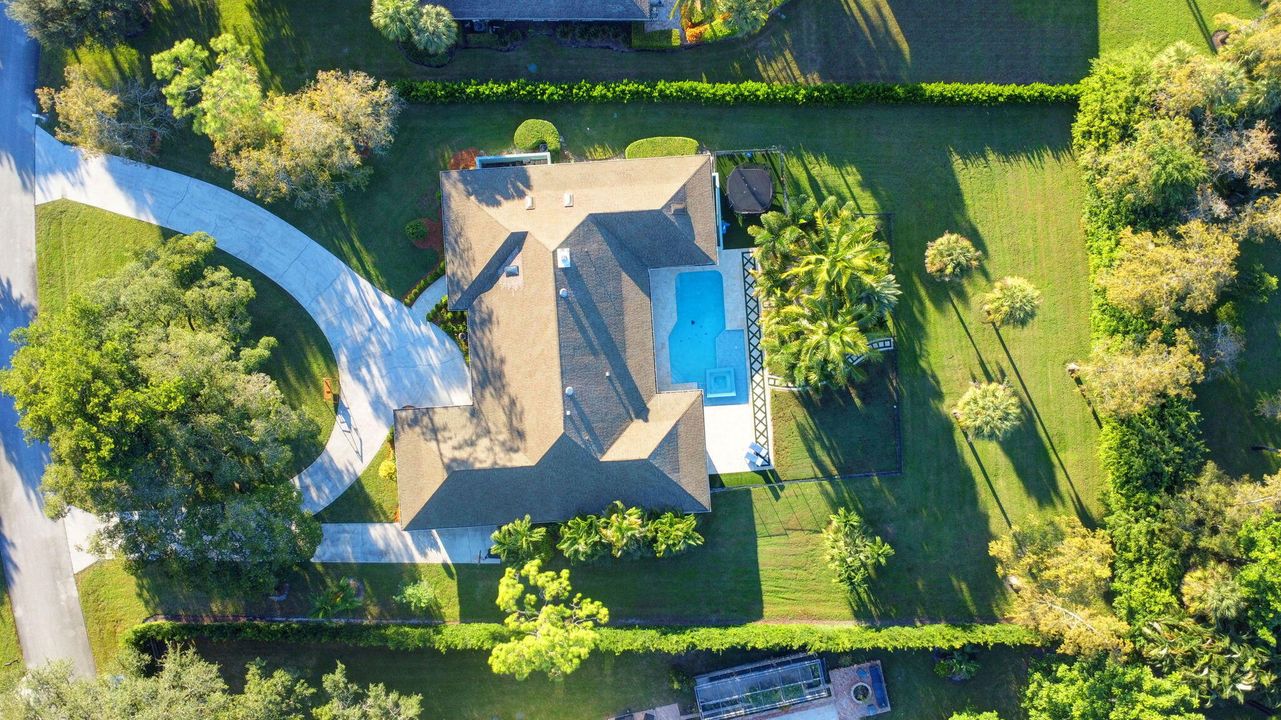 For Rent: $12,500 (4 beds, 4 baths, 4178 Square Feet)