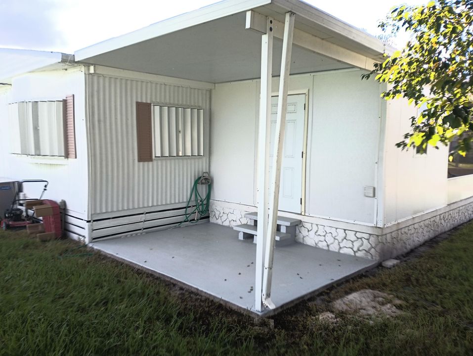 For Sale: $45,000 (2 beds, 2 baths, 1170 Square Feet)