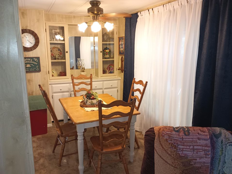 For Sale: $45,000 (2 beds, 2 baths, 1170 Square Feet)
