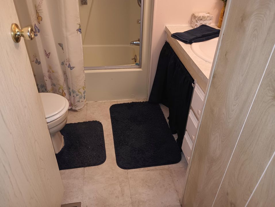 For Sale: $45,000 (2 beds, 2 baths, 1170 Square Feet)