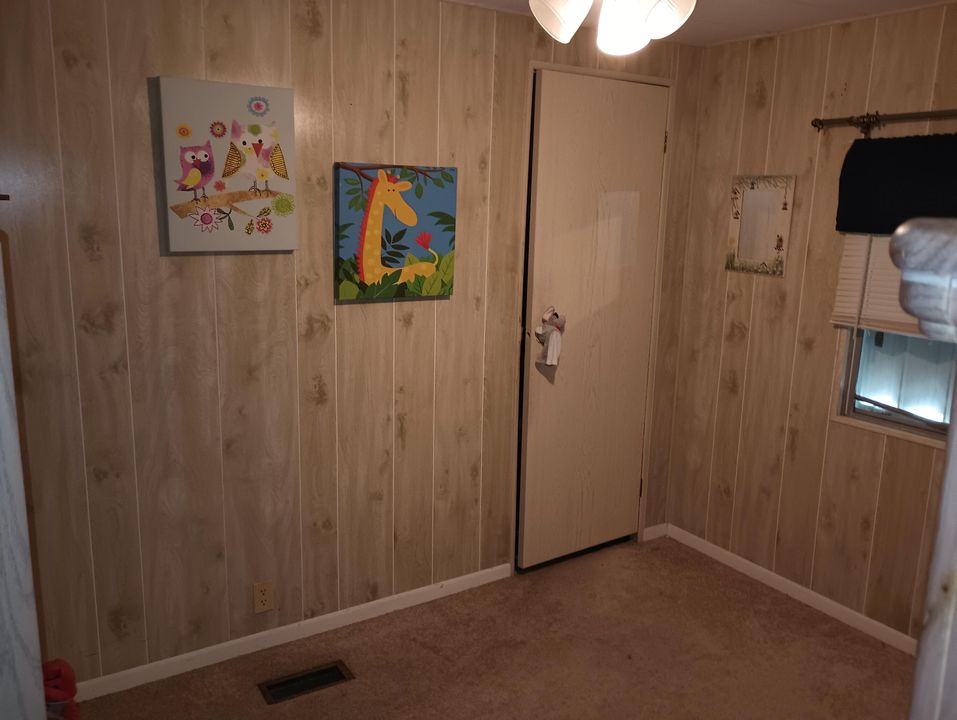 For Sale: $45,000 (2 beds, 2 baths, 1170 Square Feet)