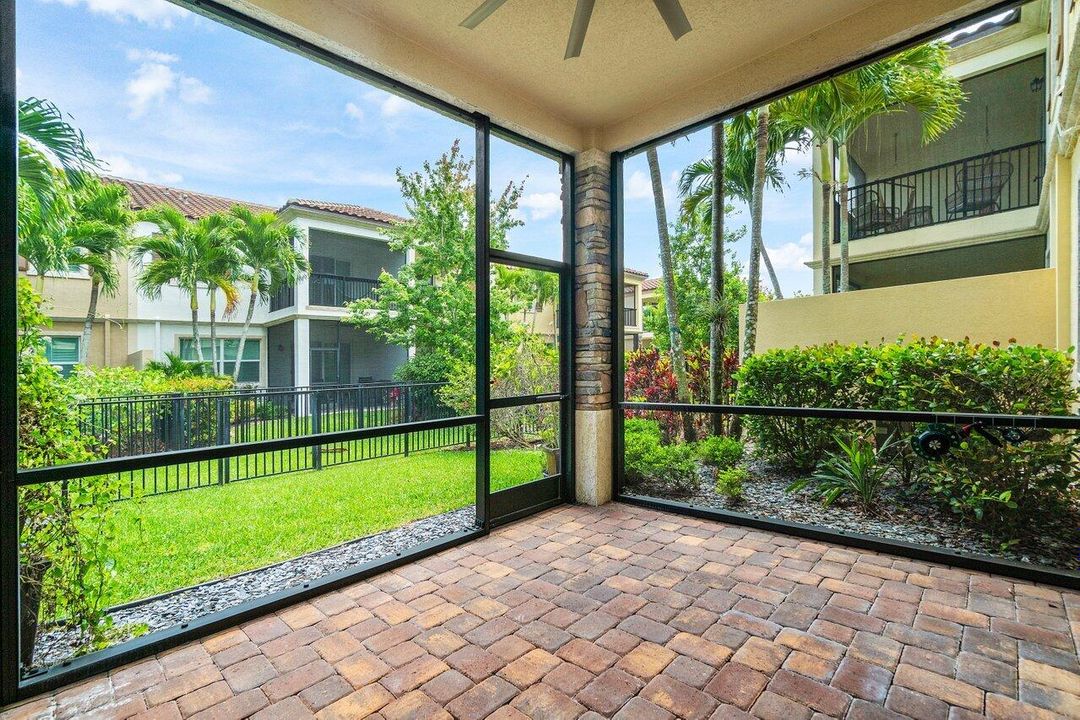 For Rent: $3,800 (3 beds, 2 baths, 2335 Square Feet)