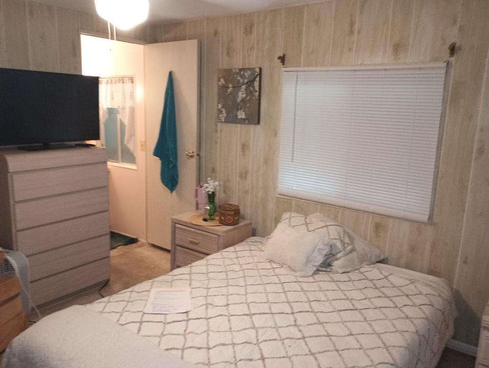 For Sale: $45,000 (2 beds, 2 baths, 1170 Square Feet)